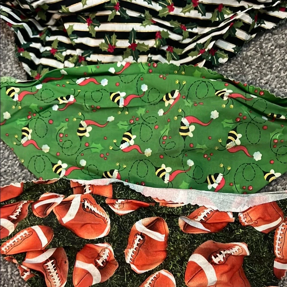 8 Assorted Printed dog Bandanas - Multi-Pattern Cotton Triangles